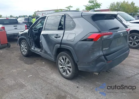 2021 Toyota Rav4 Xle Premium z USA, uszkodzony, nr VIN 2T3C1RFVXMC104175